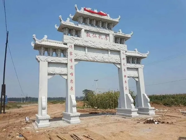 雕塑藝術在建筑中起著畫龍點睛的作用